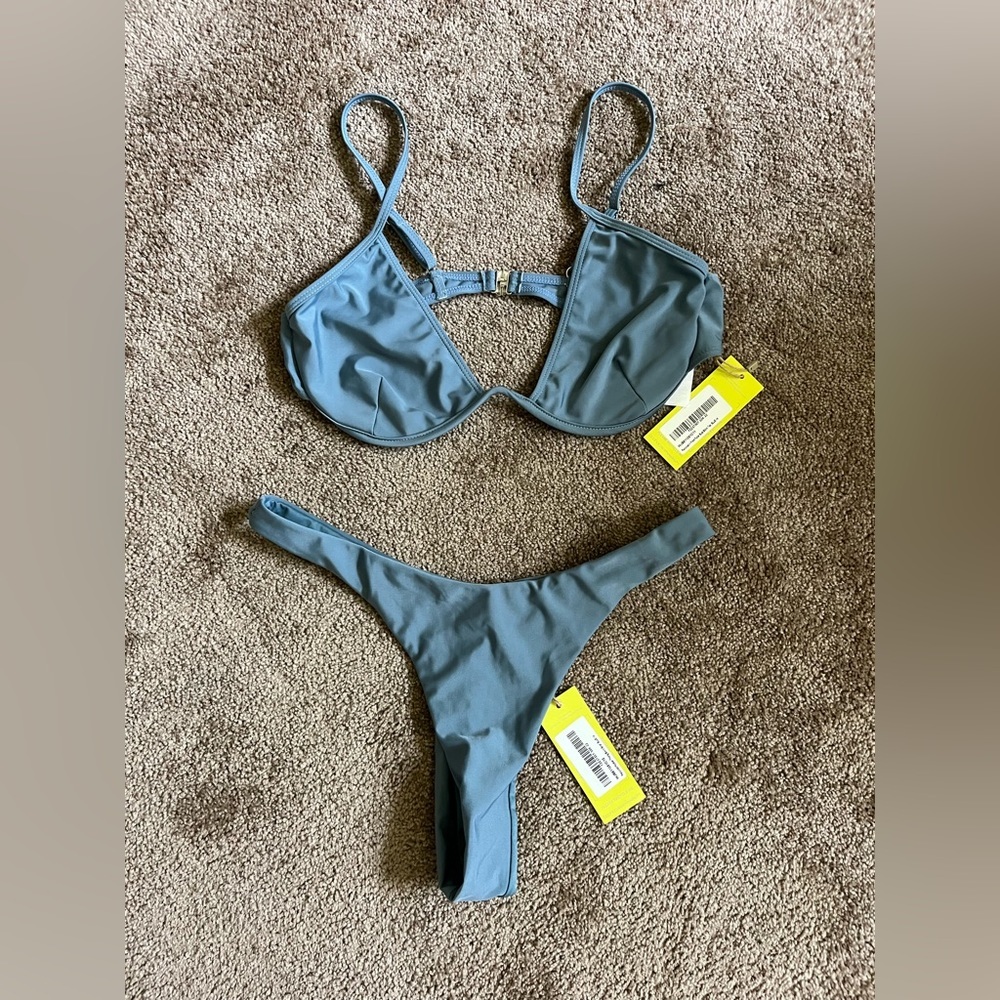 NWT boohoo recycled hipster thong bikini brief and‎ V front fuller bust bikini